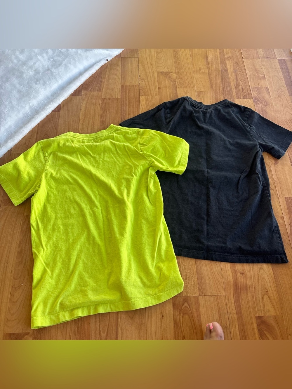 Boys Nike Tees - Picture 7 of 7